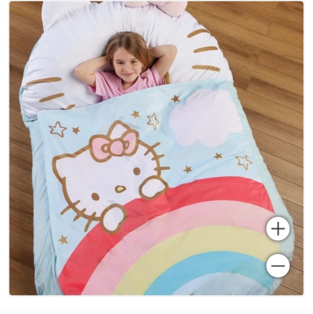Oversized floor lounger & nap, hello kitty, new - Picture 3 of 6